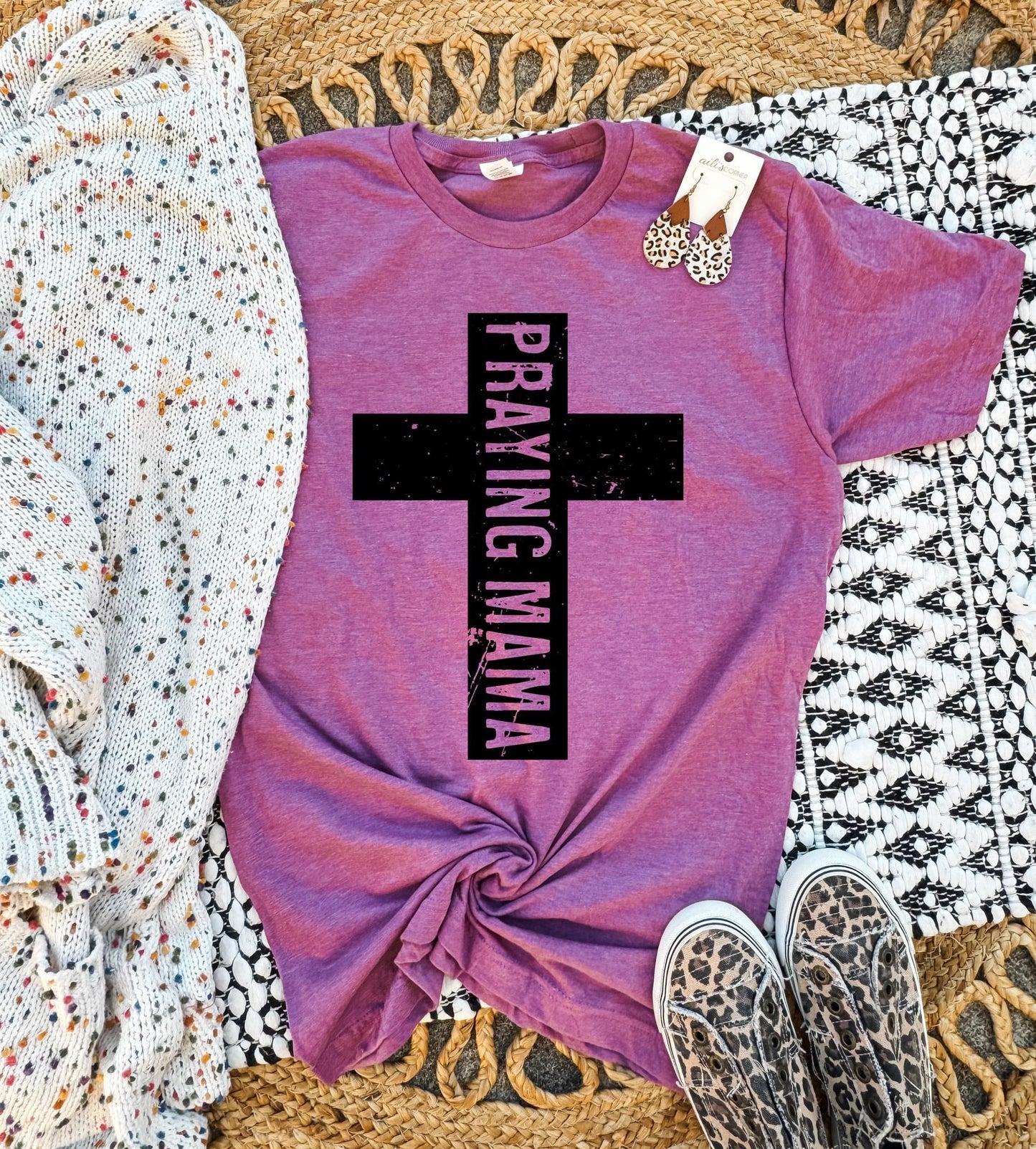 Praying Mama Distressed Cross Heather Cassis Tee