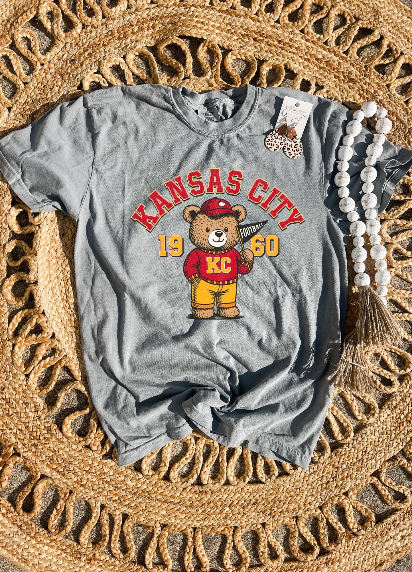**HALFTIME DEAL** Kansas City Football Bear Grey Tee