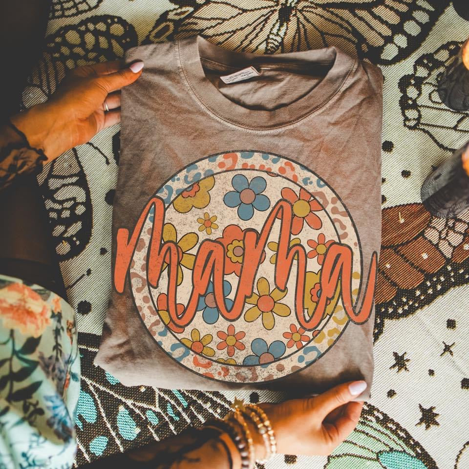 Mama Circle Floral Script Espresso Tee