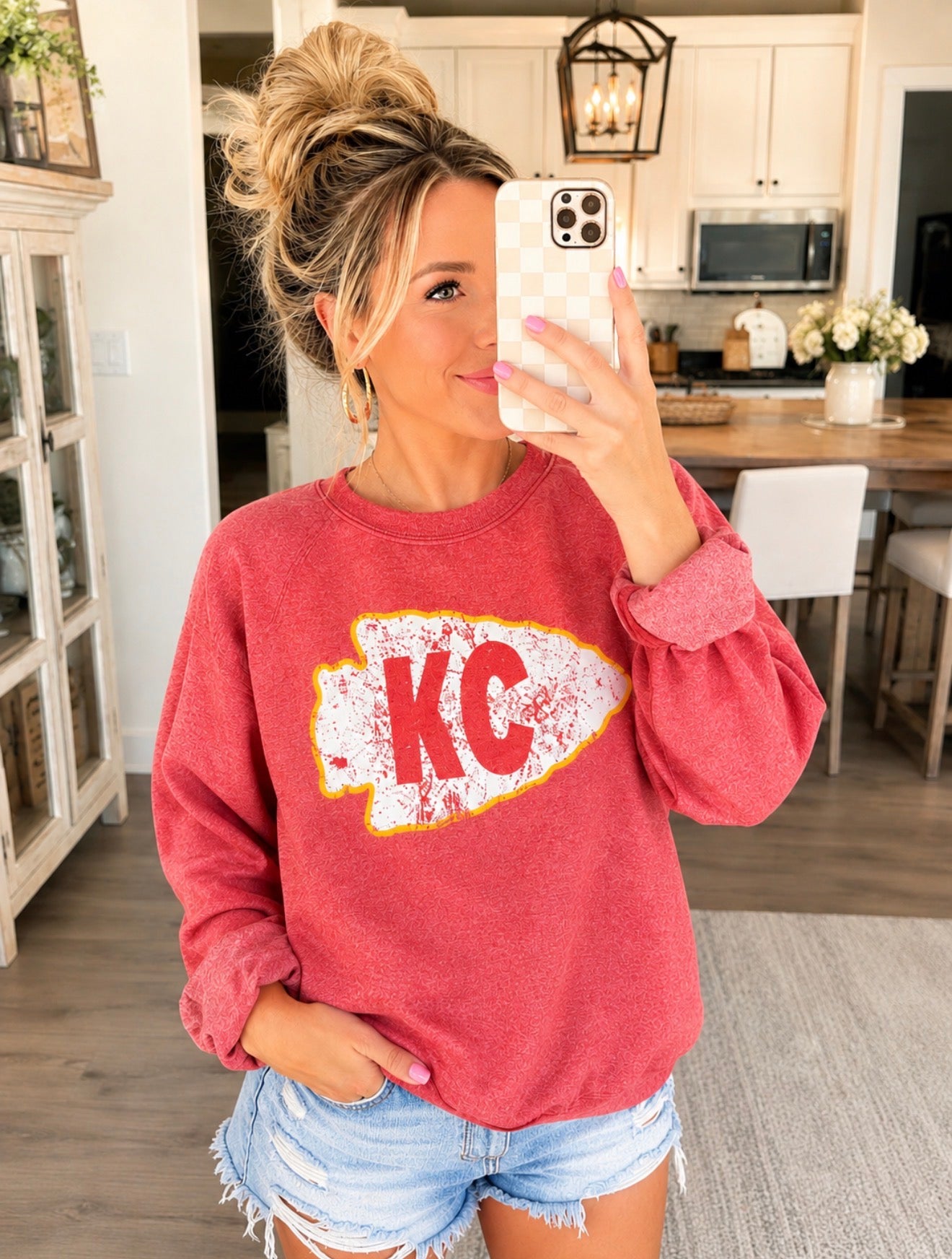 **DEAL OF THE DAY** White Distressed Transparent KC Arrowhead Heather Red Sweatshirt