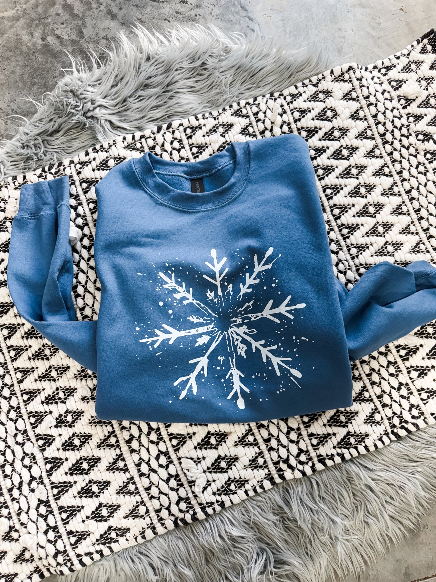 Oversized Snowflake Indigo Blue Sweatshirt