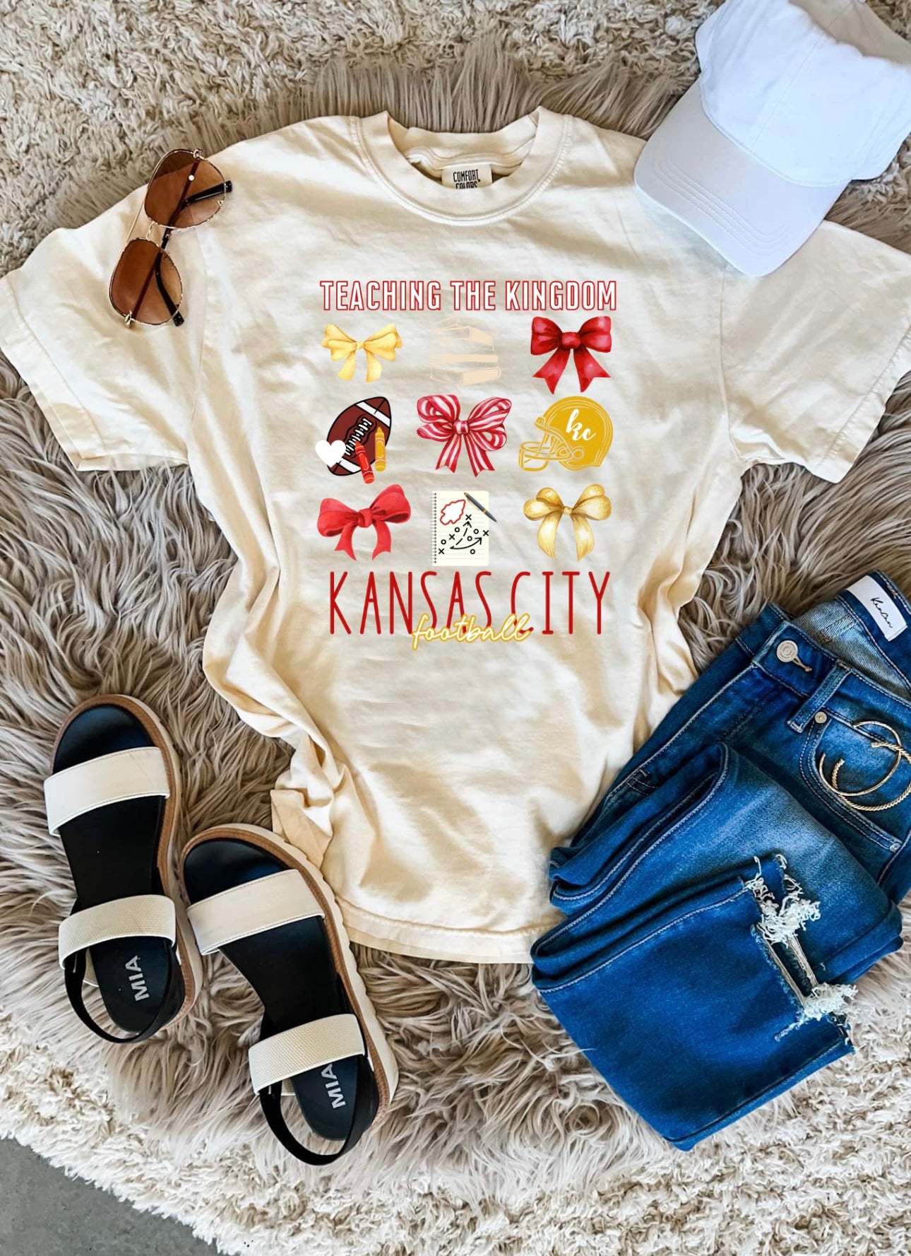 Teaching The Kingdom Ivory Tee