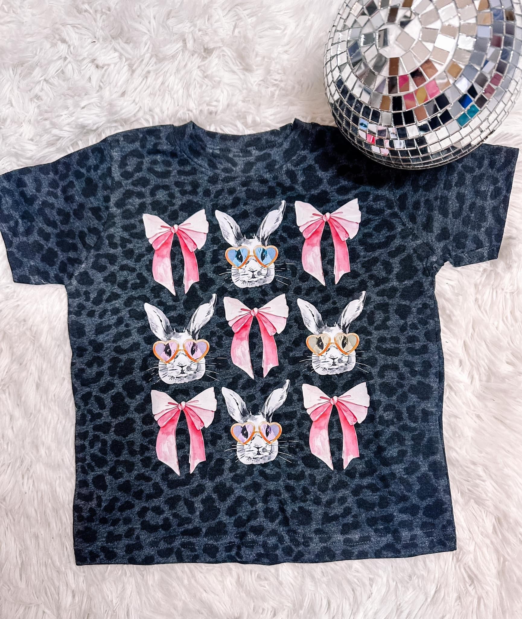 **MOMMY & ME** Bunny Glasses & Bows Black Leopard Tee