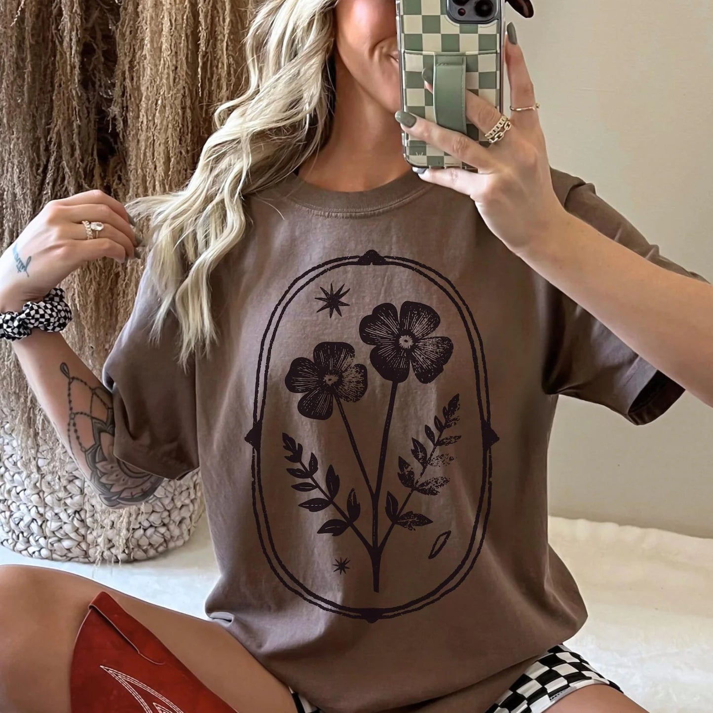 Vintage Linocut Flower Design Espresso Tee