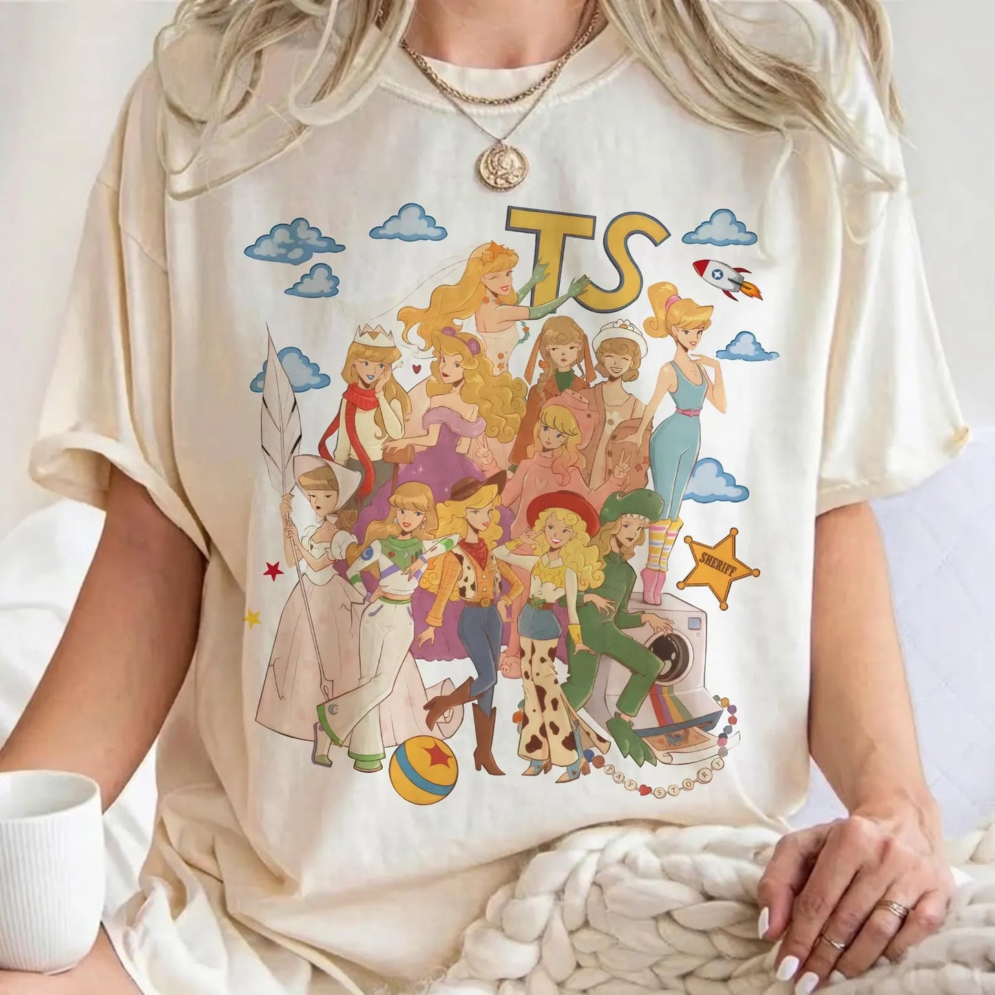 Multi Princesses Ivory Tee