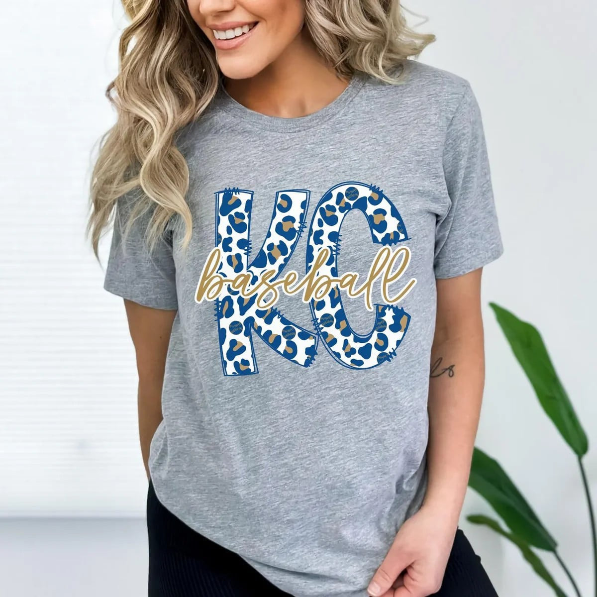 **DEAL PRICE** Leopard KC Baseball Script Sports Grey Tee