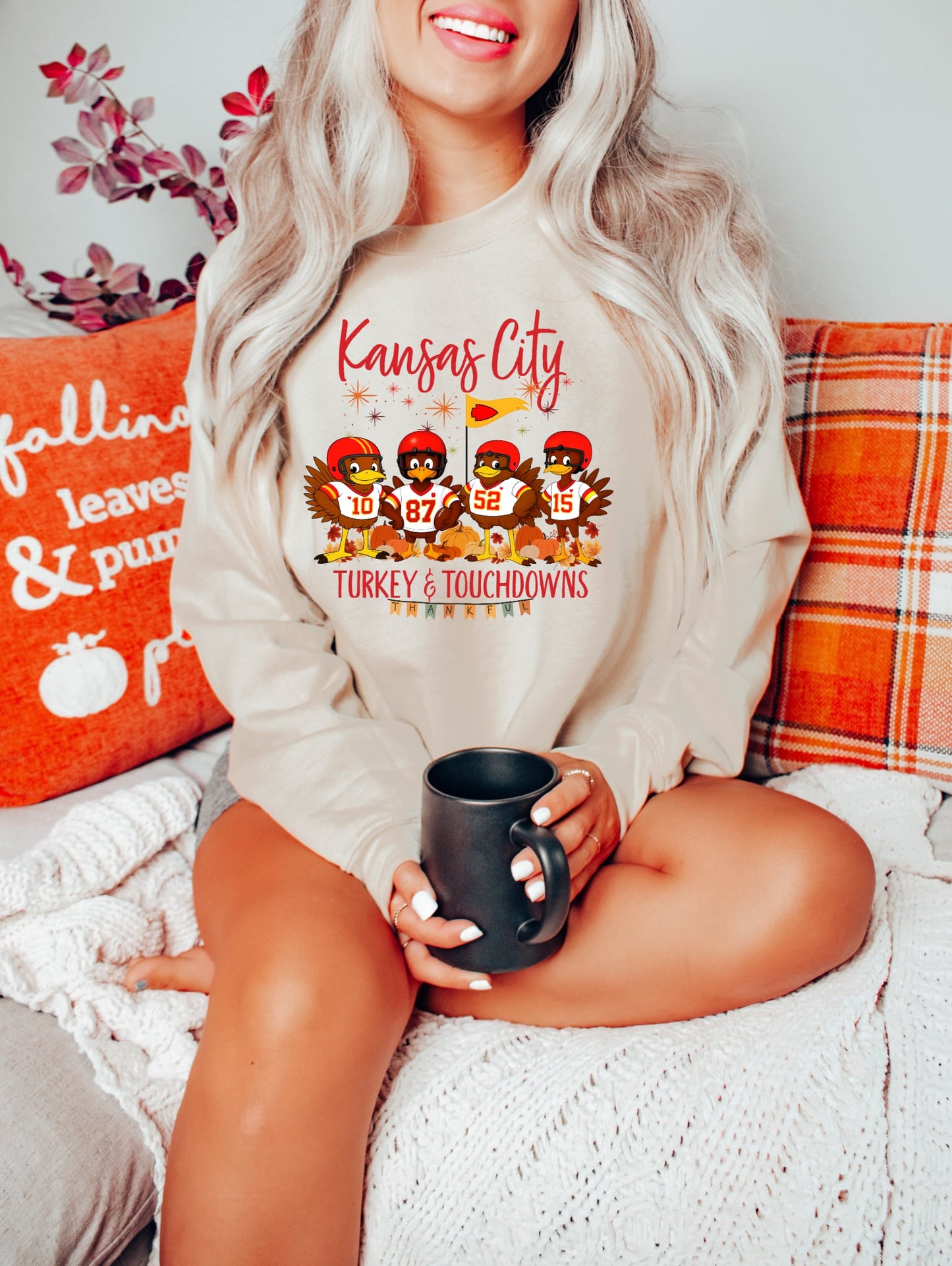 **HALFTIMEDEAL** Kansas City Turkey & Touchdowns Sand Sweatshirt