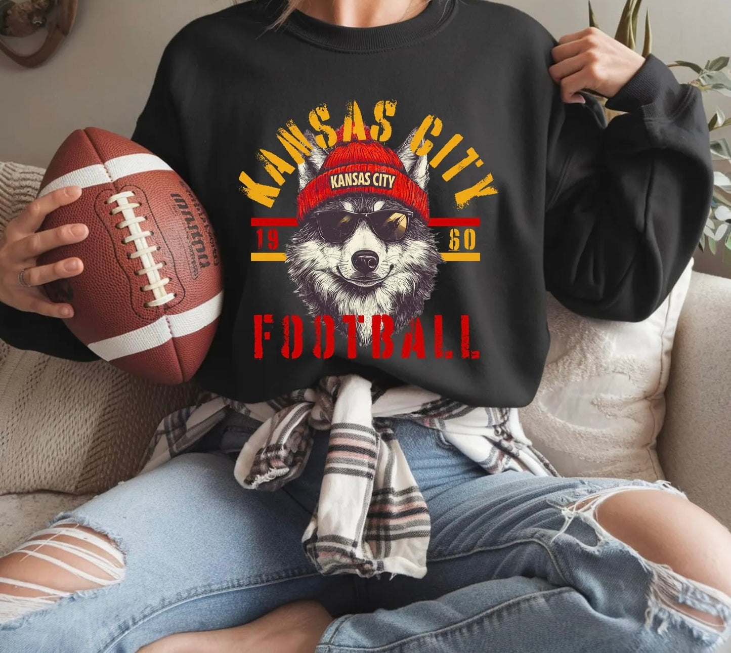**HALFTIME DEAL** Wolf Red Stocking Hat KC Football Black Sweatshirt