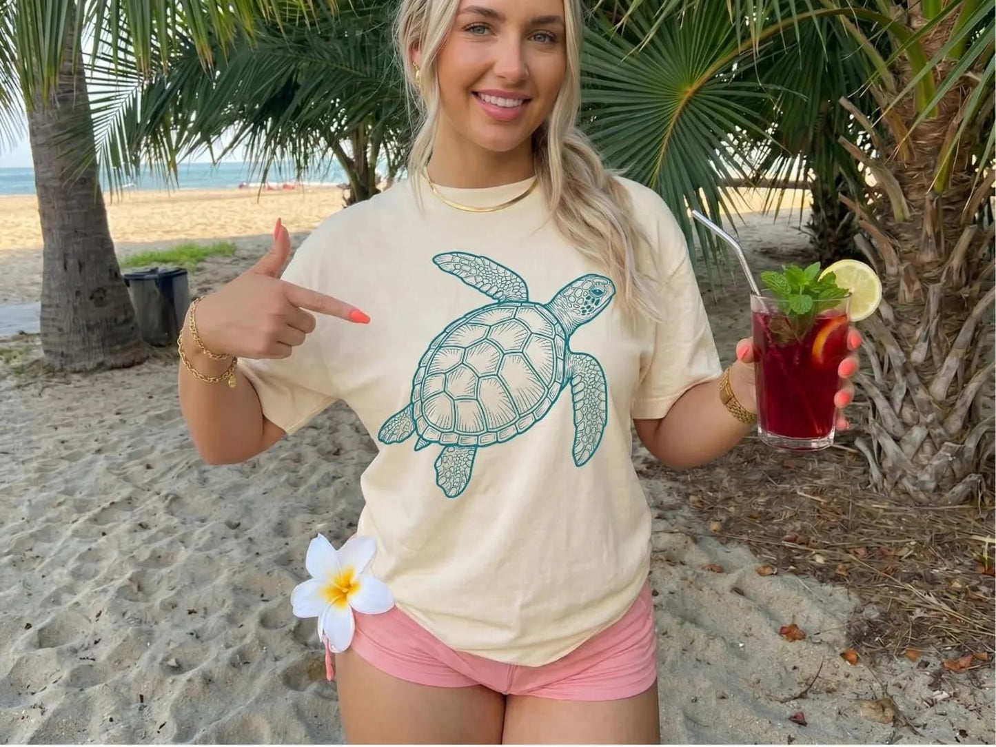 Sea Turtle Ivory Tee
