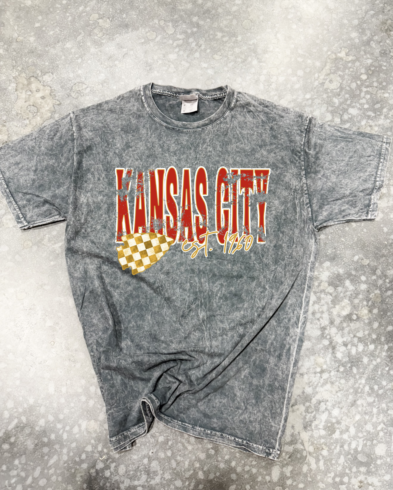**HALFTIME DEAL** Distressed Red Kansas City Gold Checkered Arrowhead Grey Mineral Wash Tee