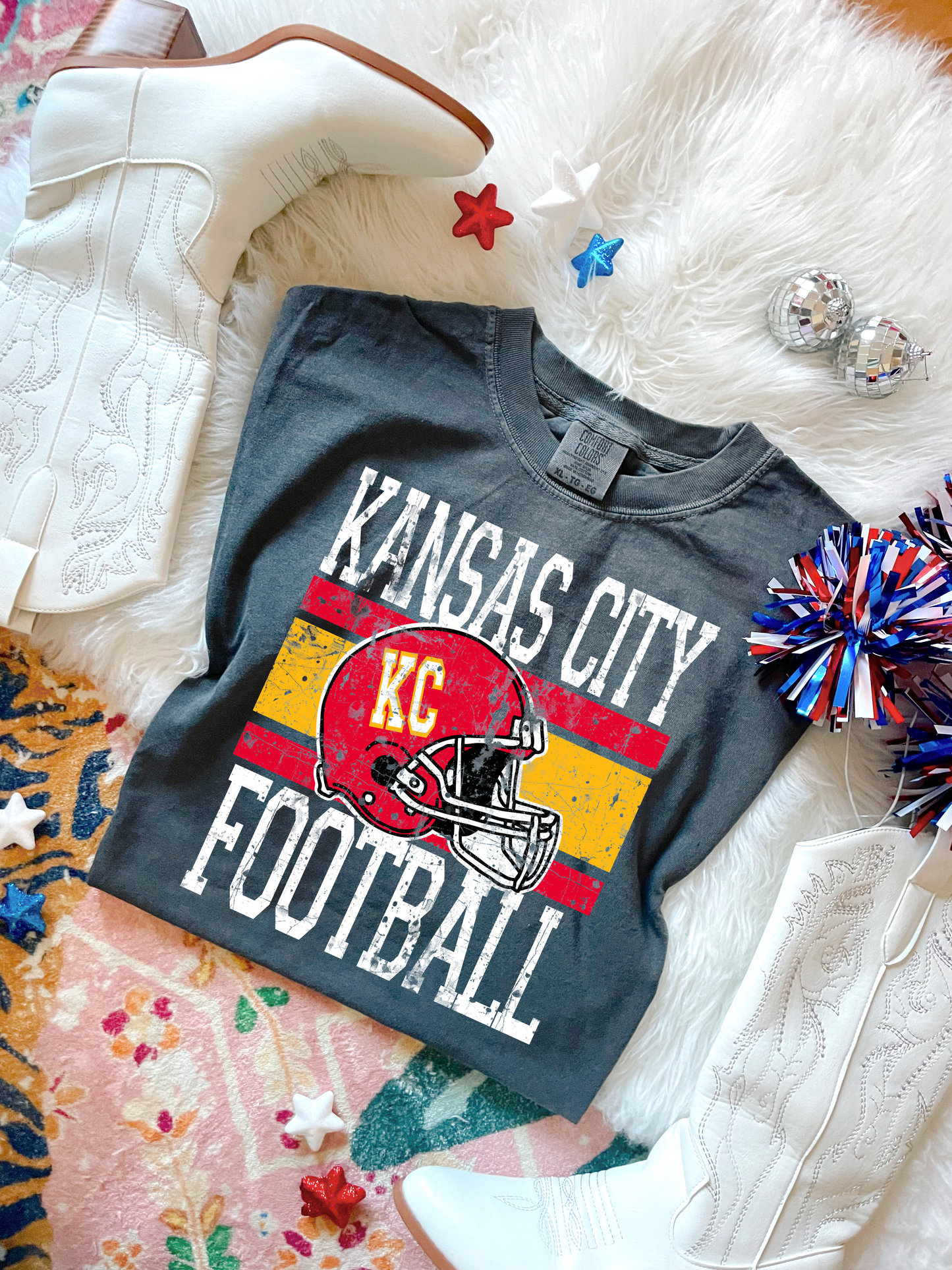 **DEAL PRICE** Red & Gold Distressed Kansas City KC Helmet Pepper Tee