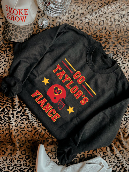 Double Gold Stars Go Taylor’s Fiance Black Sweatshirt