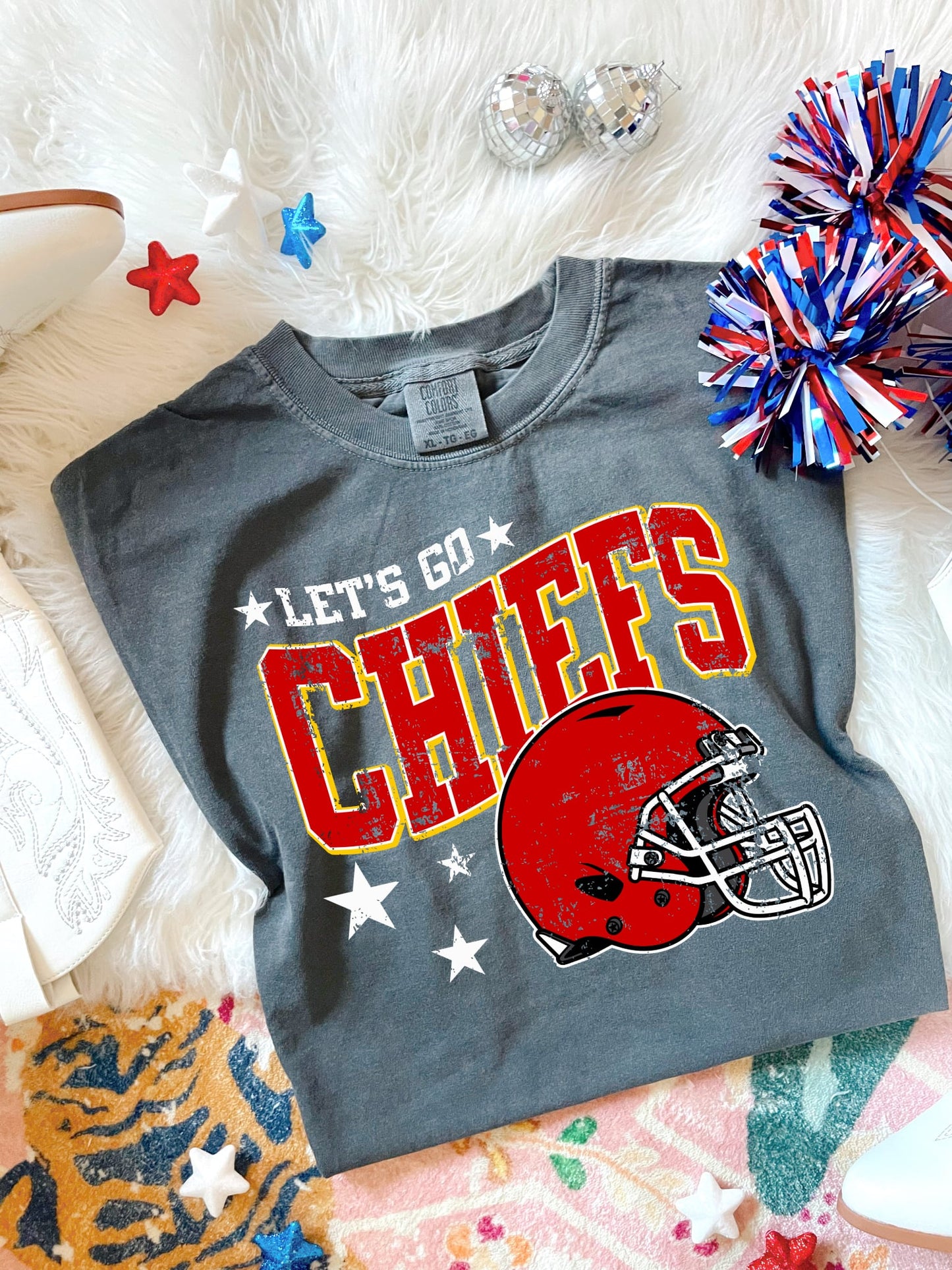 **DEAL PRICE** Retro Helmet Hype Design Pepper Tee