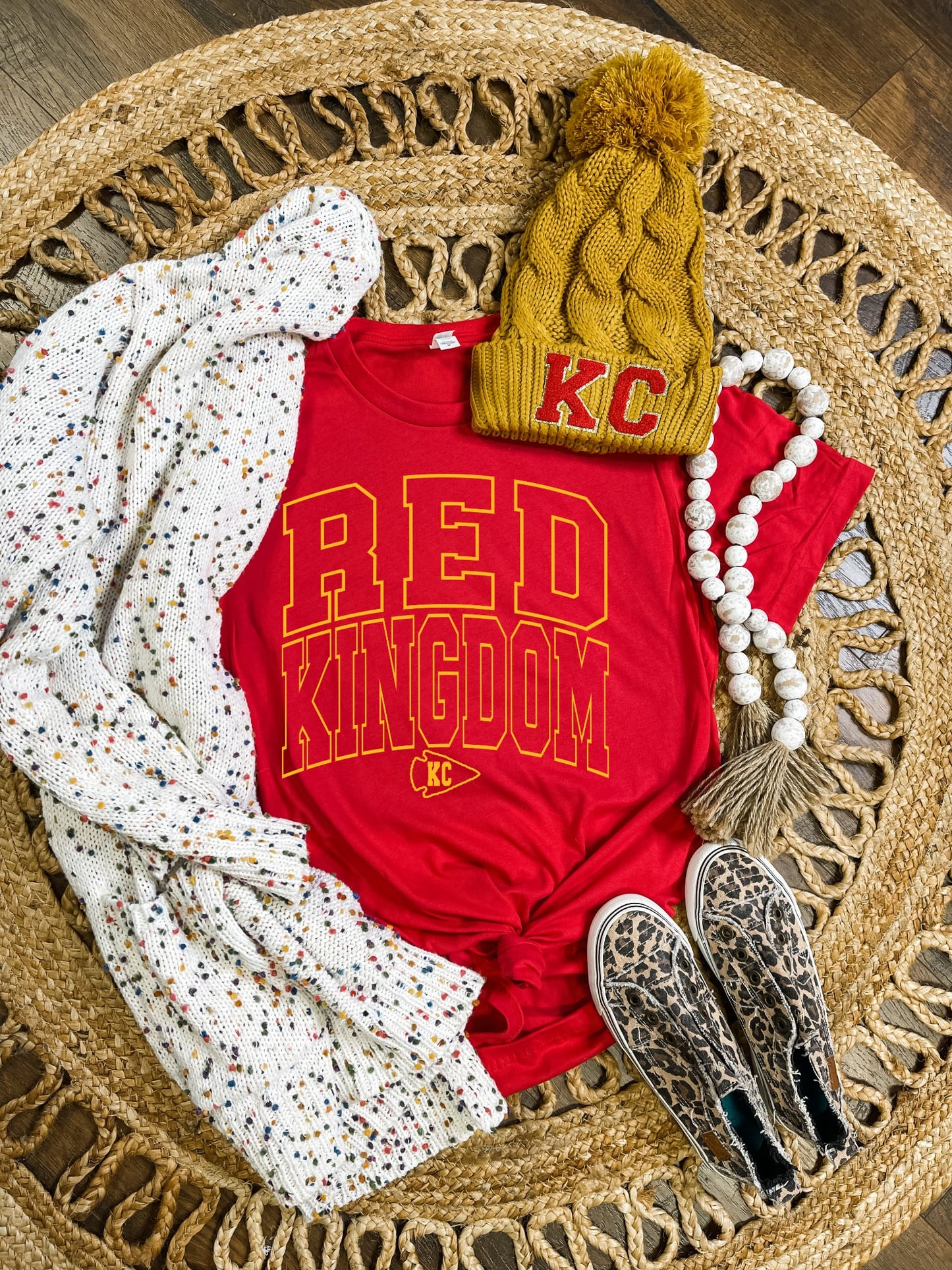 **HALFTIME DEAL** Gold Outline Red Kingdom Arrowhead Red Tee