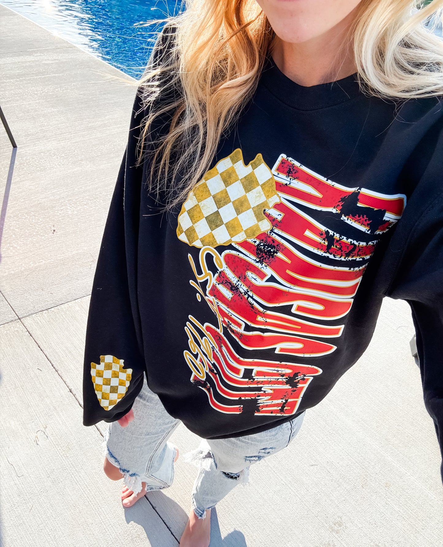 **DEAL OF THE DAY** Vertical Kansas City Est 1960 With Gold Checkered Arrowhead Sleeve Sweatshirt
