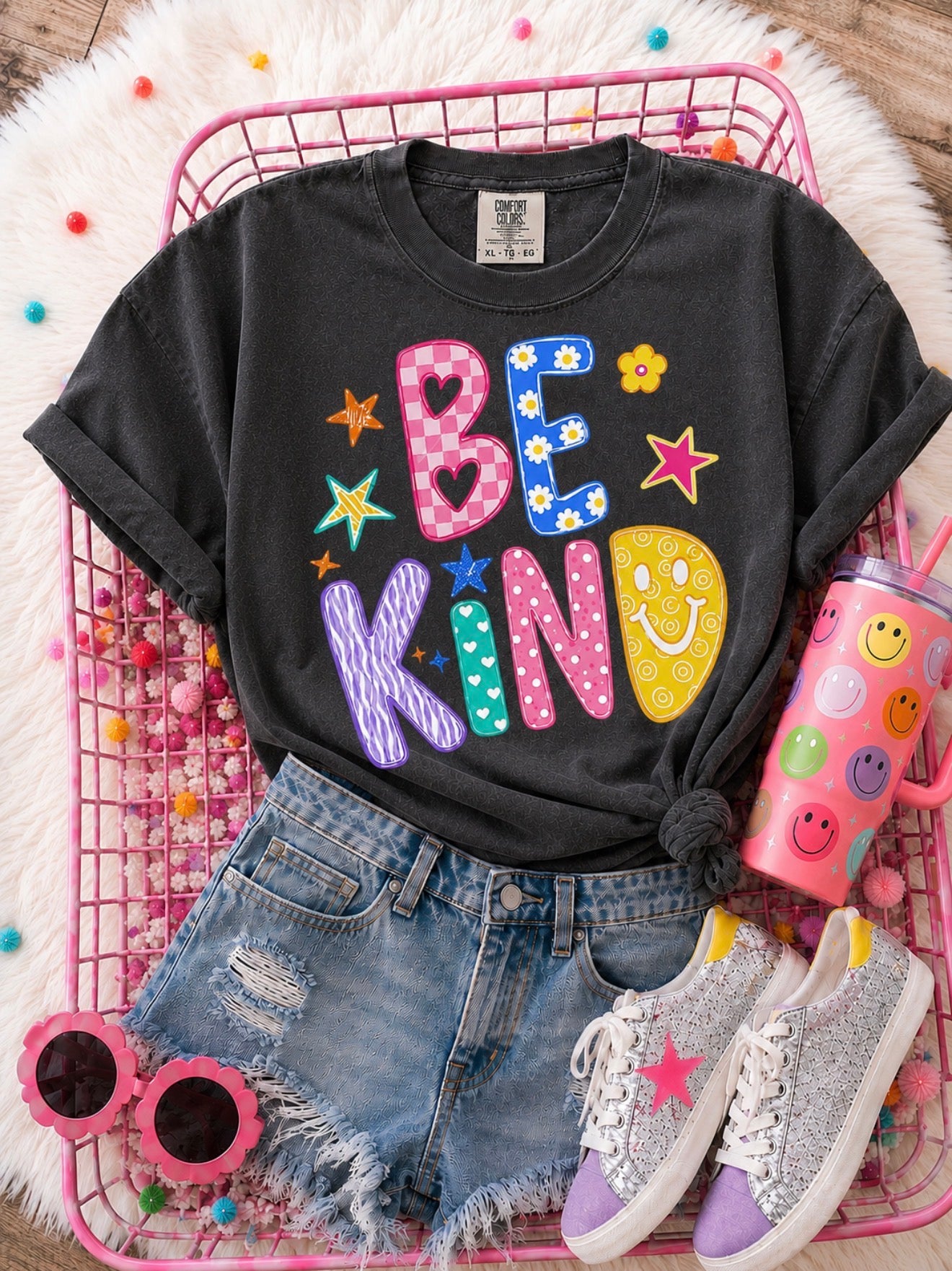 Daisy & Pattern Be Kind Pepper Tee