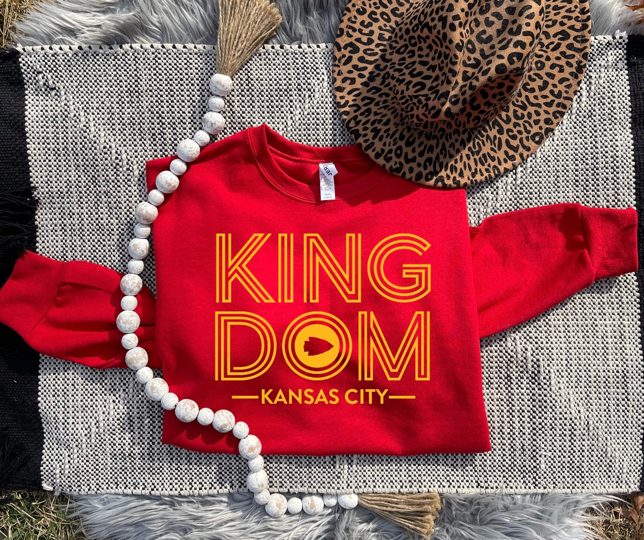 **HALFTIME DEAL** Gold Kingdom Retro Arrowhead Red Sweatshirt