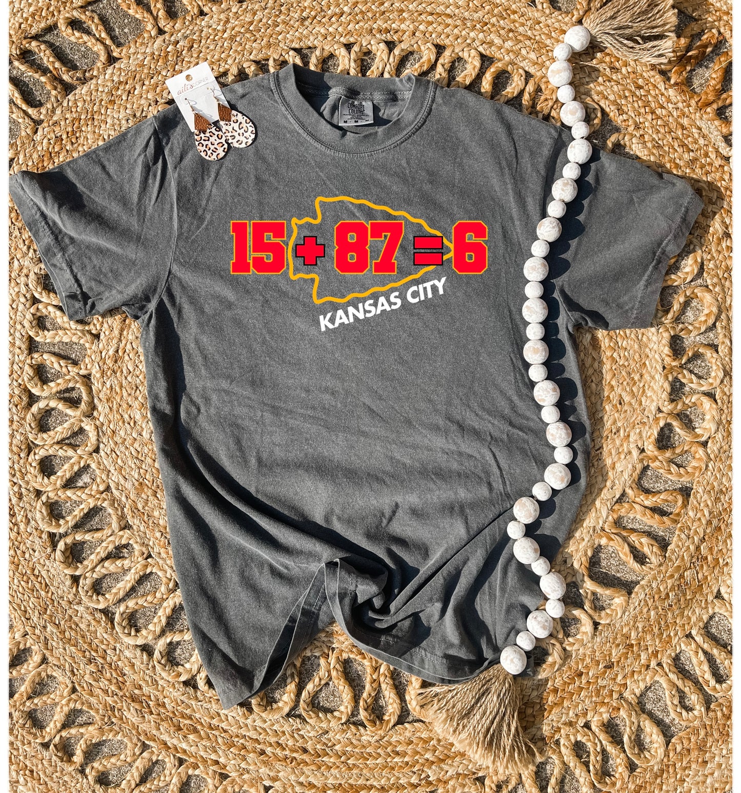 15 + 87 Arrowhead Pepper Tee