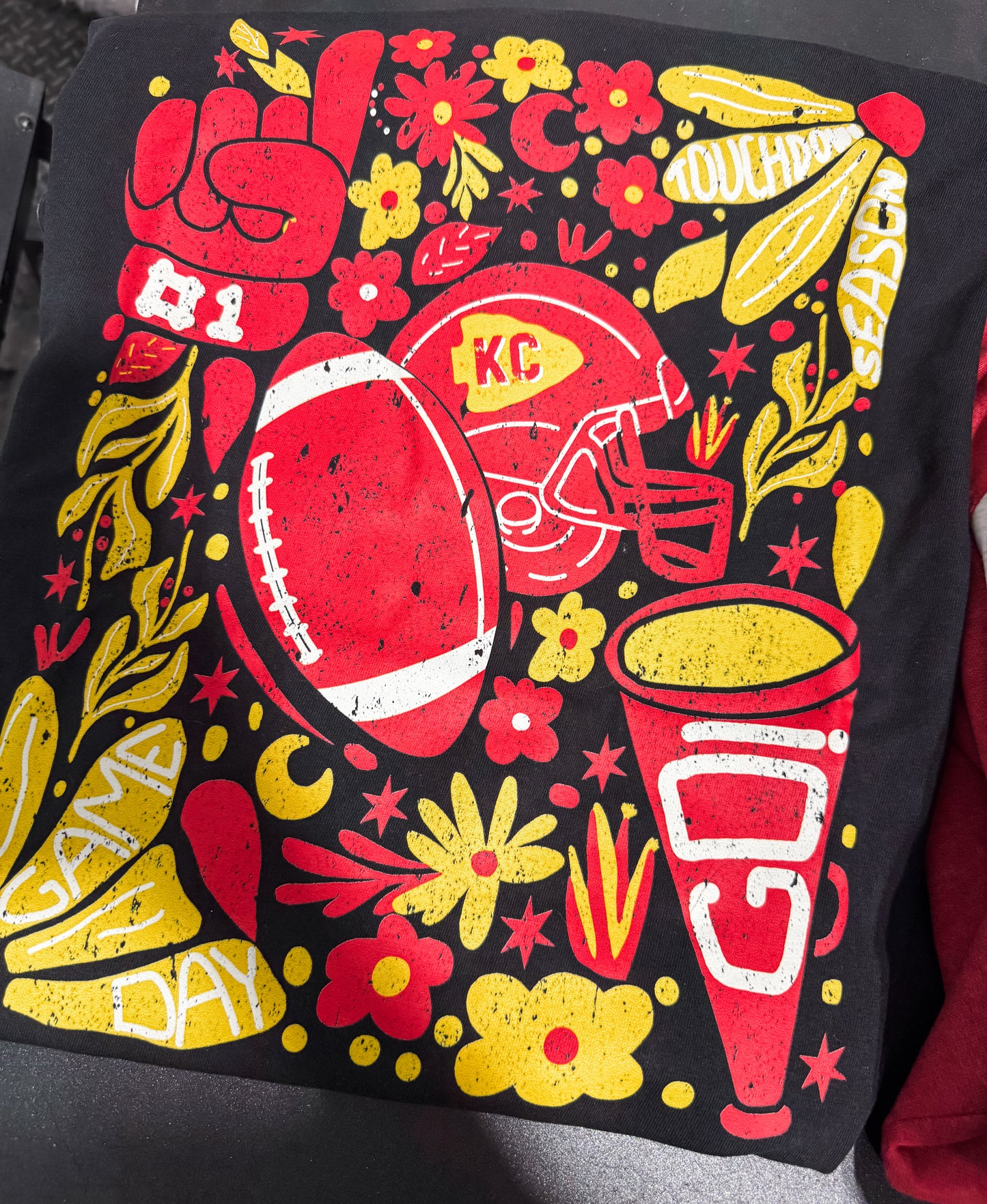**FIRST 50 DEAL** KC Daisy Collage Black Tee