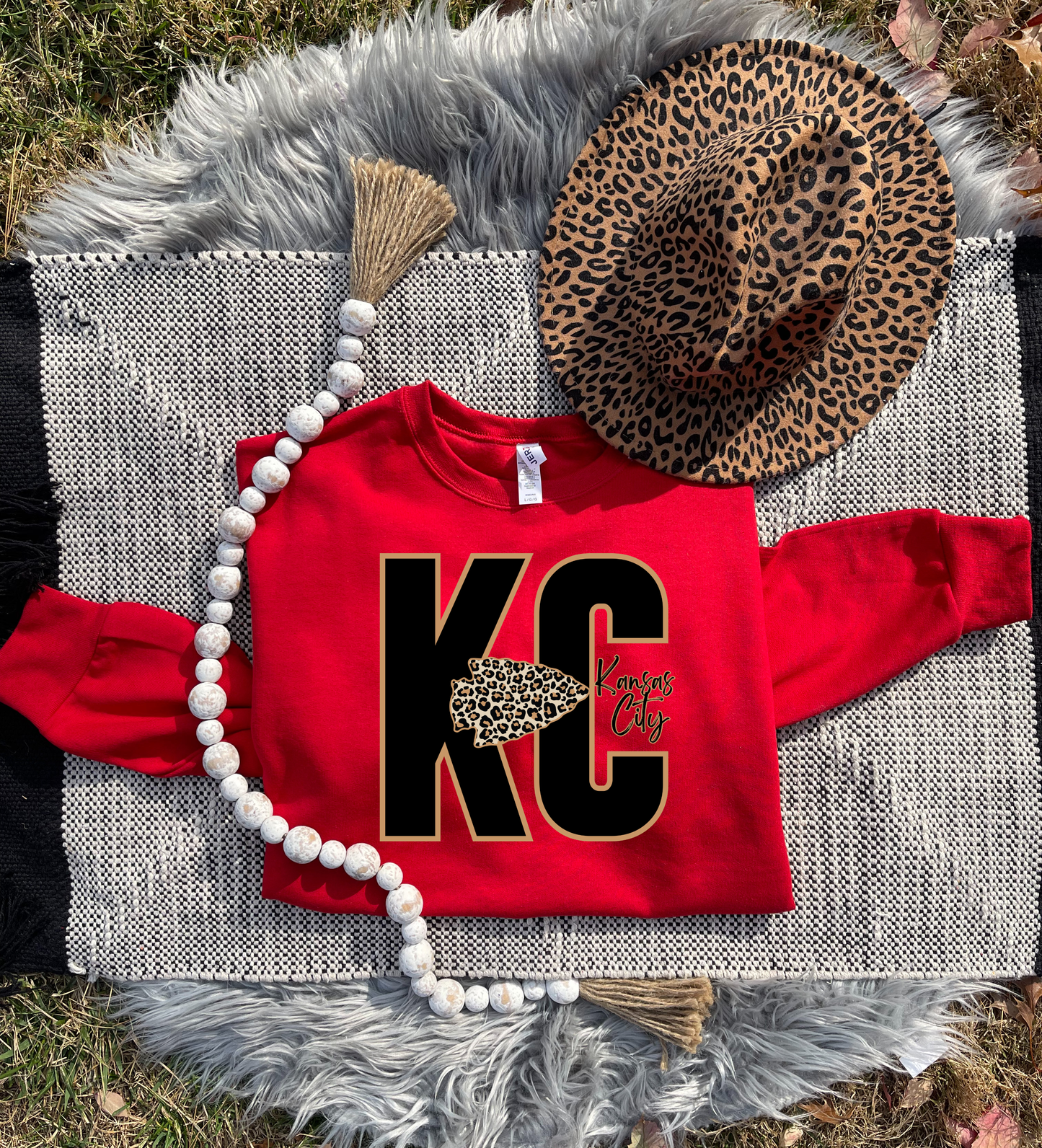 Horizontal Leopard Arrowhead KC Red Sweatshirt