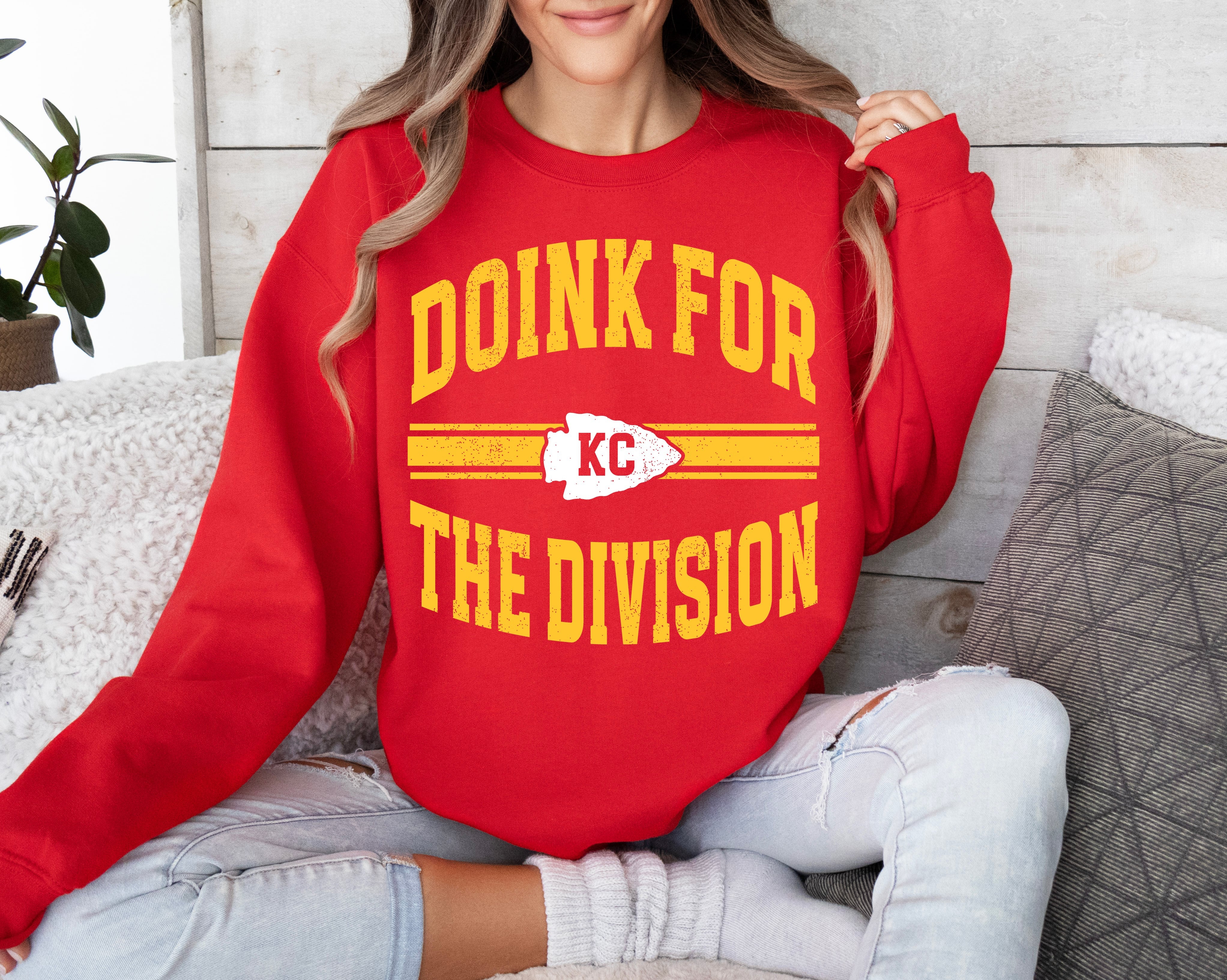 Gold Doink For The Division Arrowhead Red Option – Olive Street Boutique