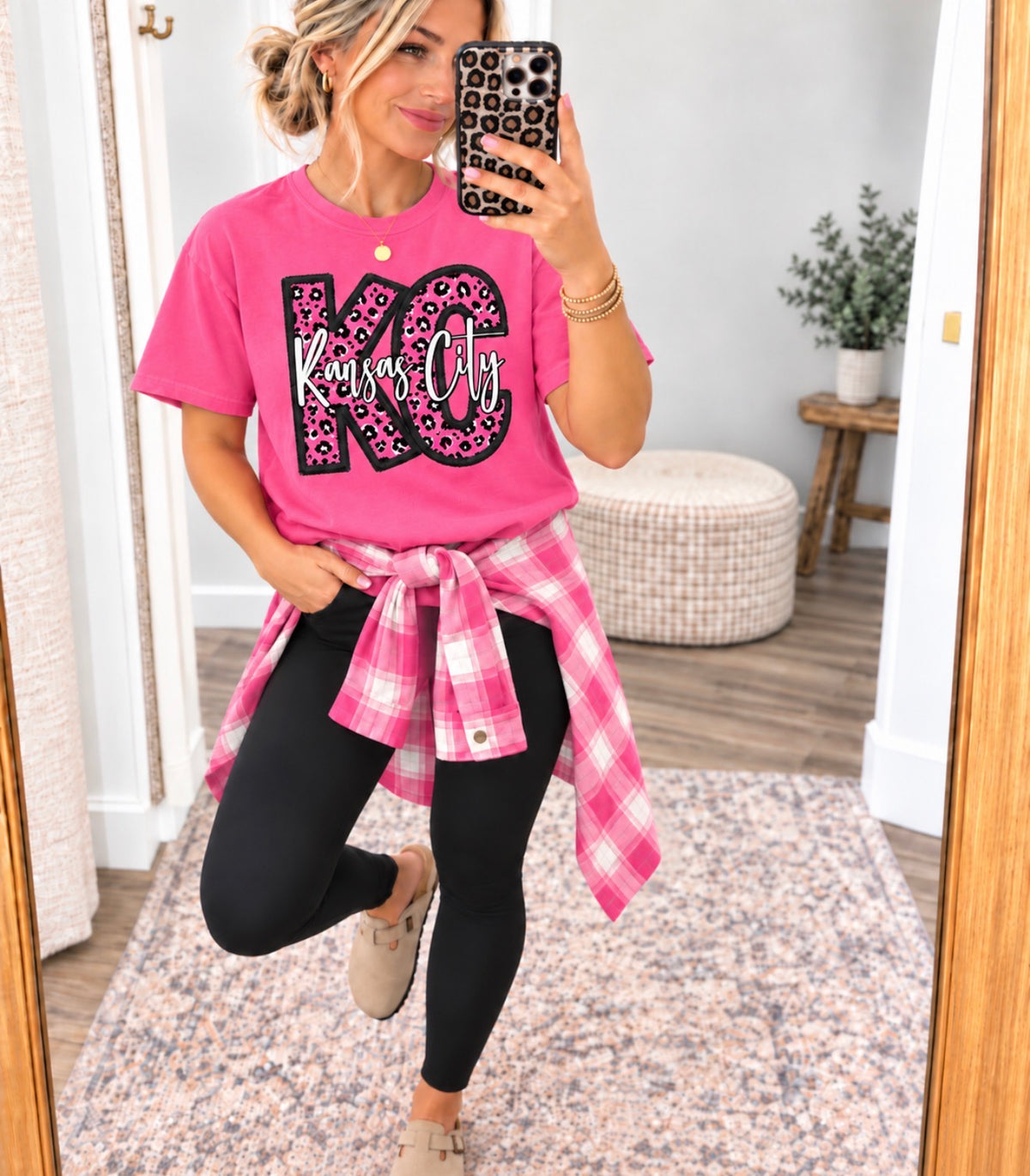 **DEAL OF THE DAY** KC Kansas City Pink Leopard Print Crunchberry Tee