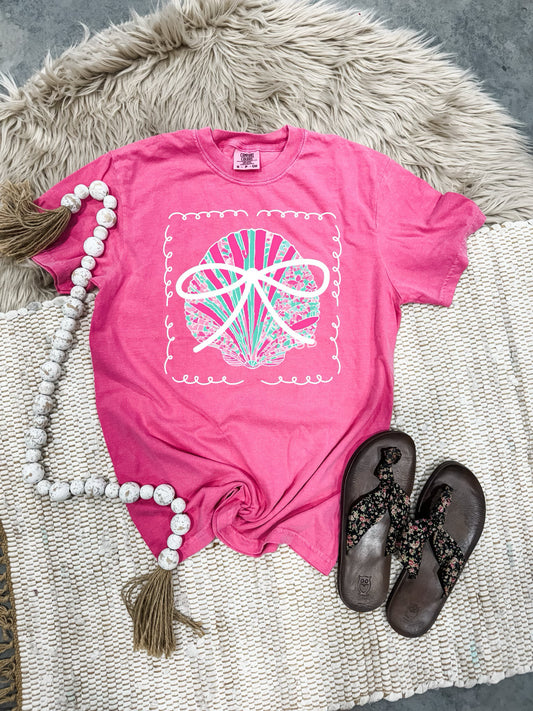 Seashell Bow Crunchberry Tee