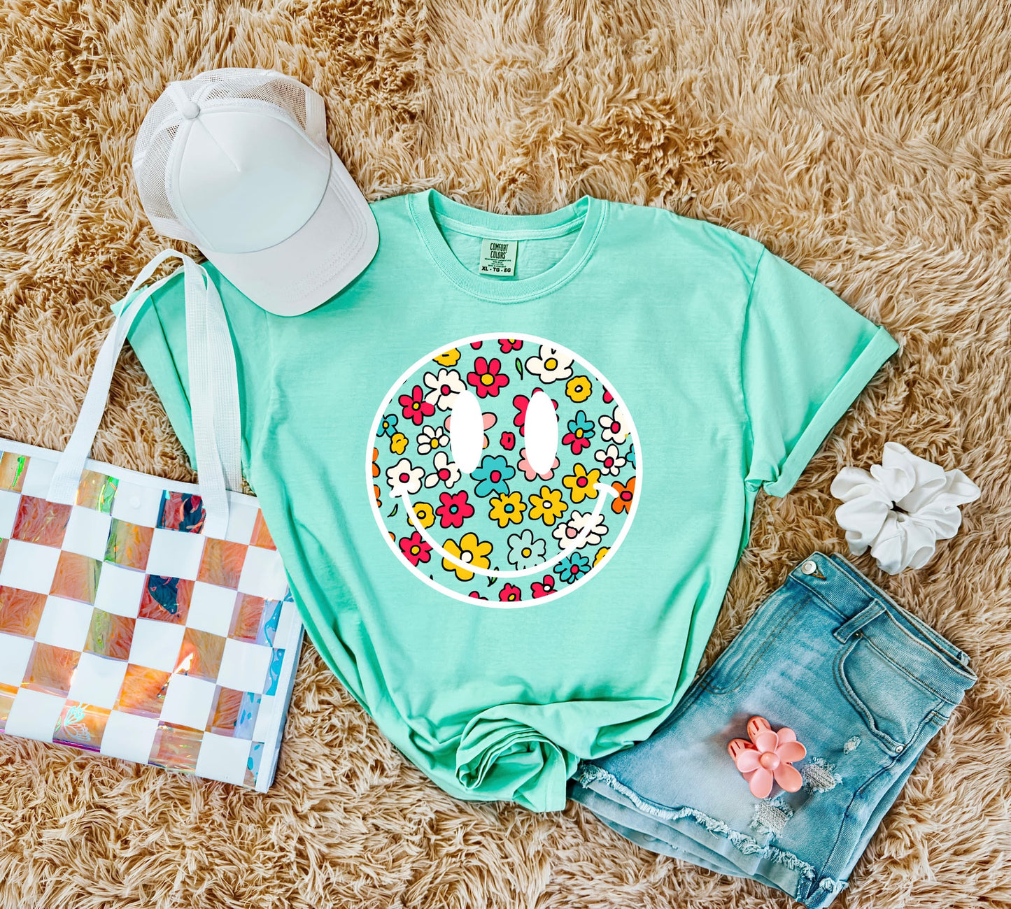 **DEAL PRICE**  Multi Small Daisy Smiley Island Reef Tee