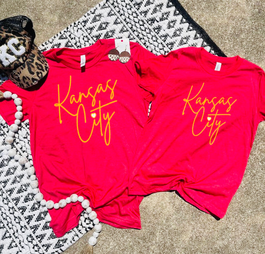 **HALFTIME DEAL** Kansas City Script Gold With White Heart Heather Red Tee