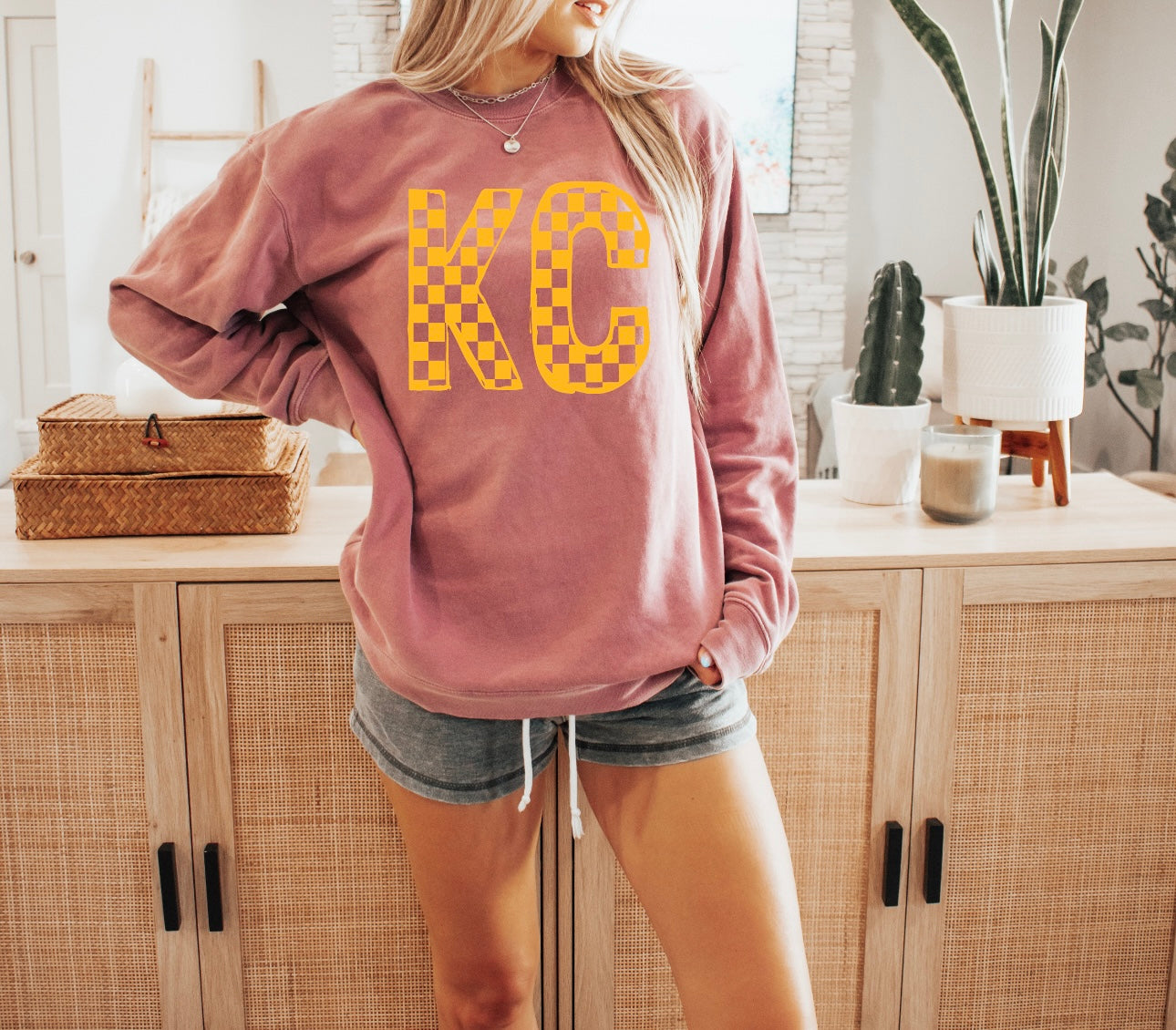 Gold Checkered KC Crimson Comfort Colors Sweatshirt