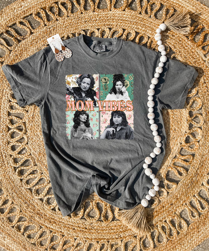 90’s Mom Vibes Pepper Tee