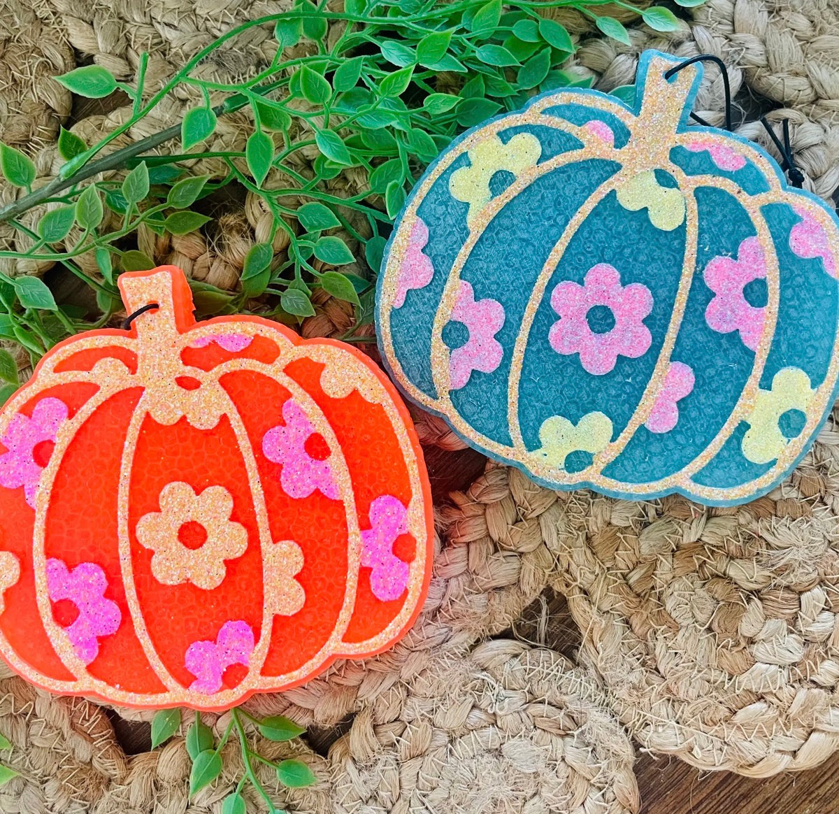 Daisy Pumpkin Freshie