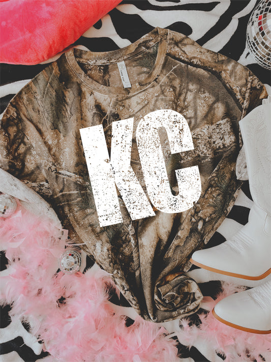 **HALFTIME DEAL** White KC Distress Camo Tee
