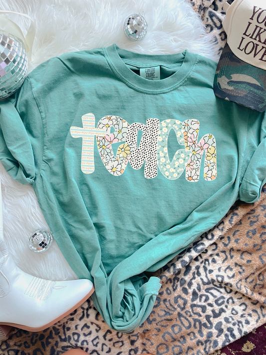 **Back To School** Coquette Girly Distressed Daisies Teacher Light Green Tee