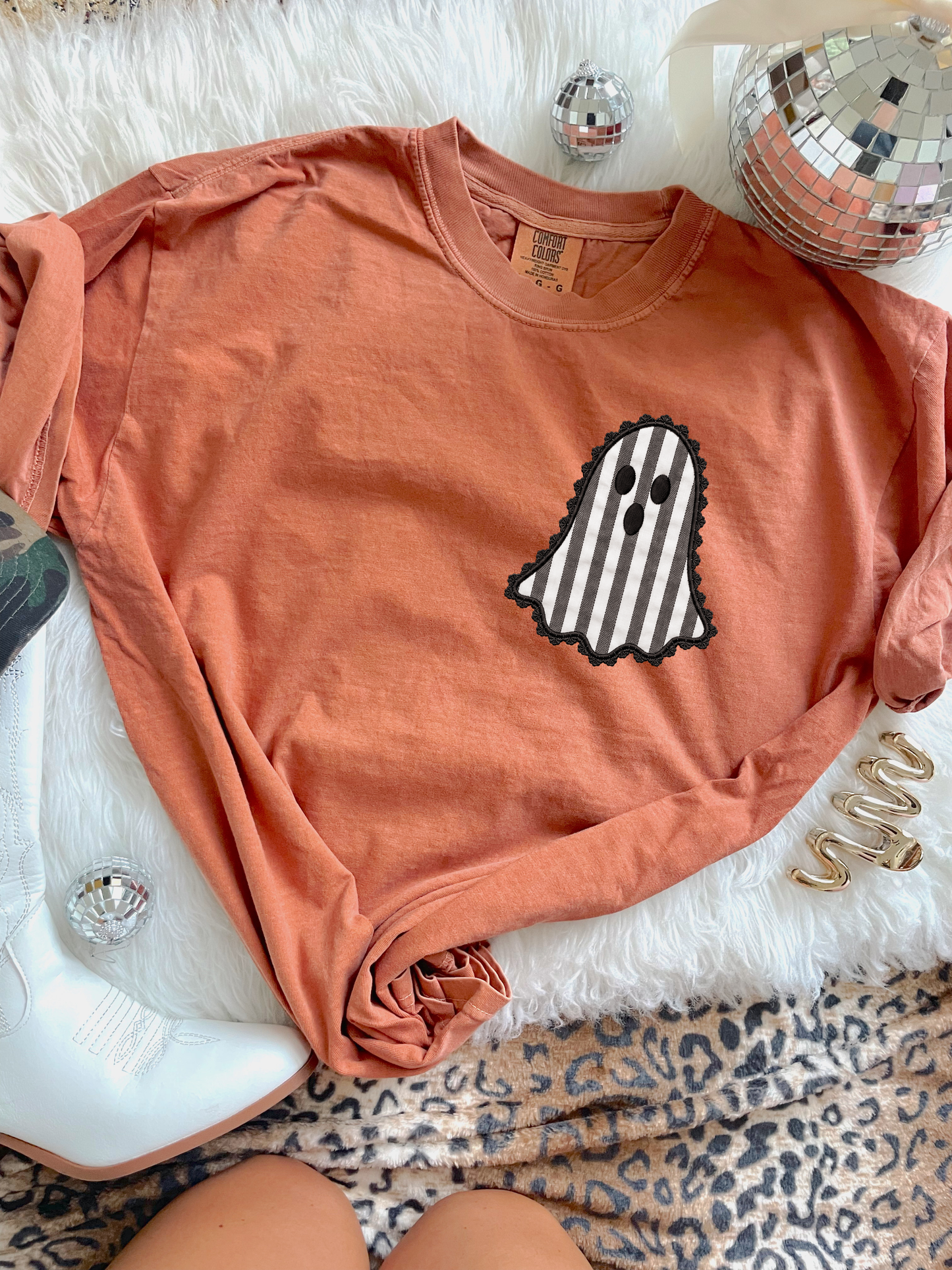 Left Chest Seersucker Ghost Yam Tee