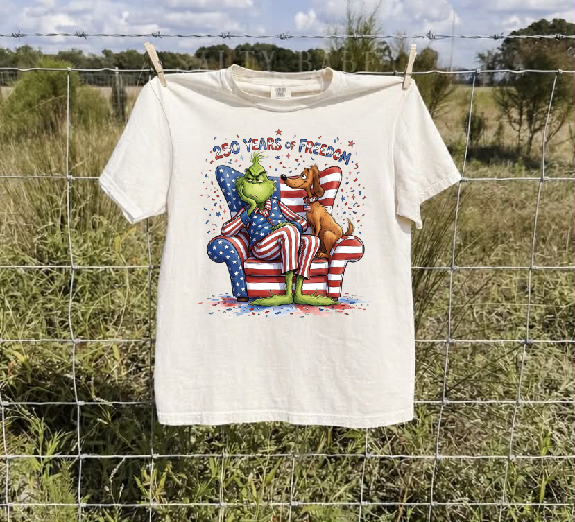 USA Couch Ivory Tee