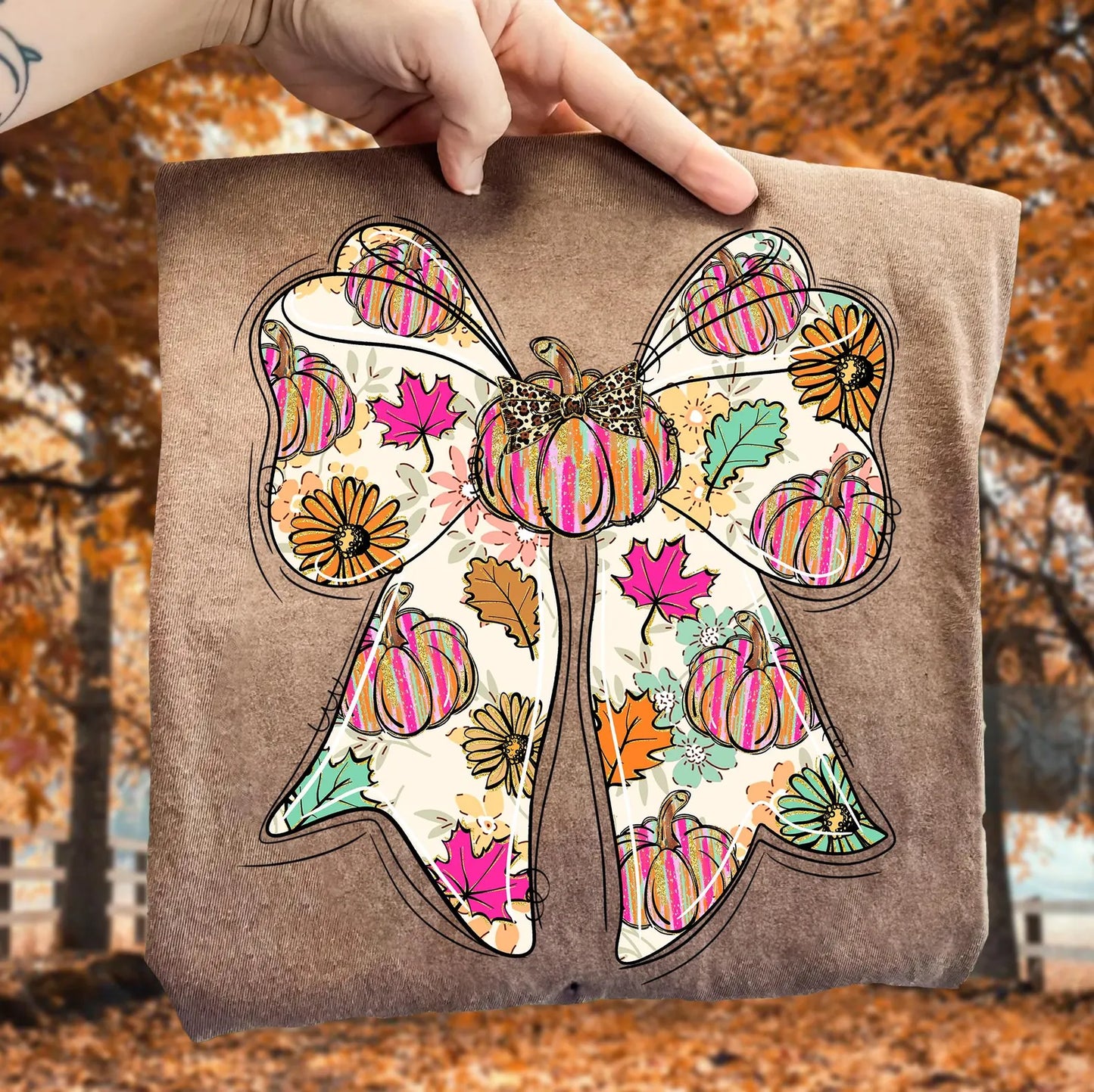 **DEAL PRICE** Striped Pumpkin & Leaves Ribbon Espresso Tee